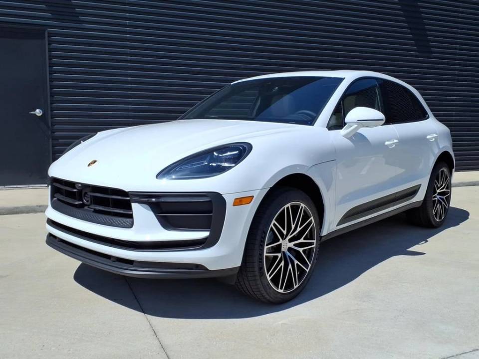 2026 Porsche Macan