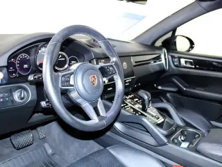 2023 Porsche Cayenne Base - Photo 29