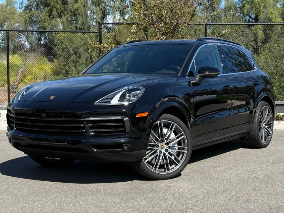 2022 Porsche Cayenne Platinum Edition