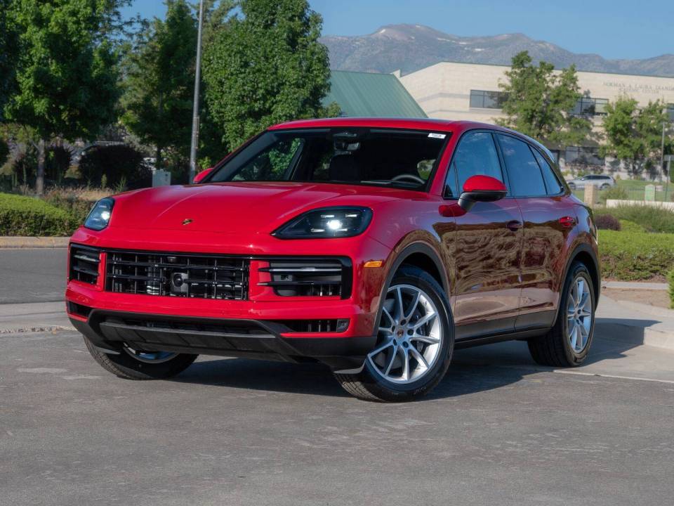 2026 Porsche Cayenne Base