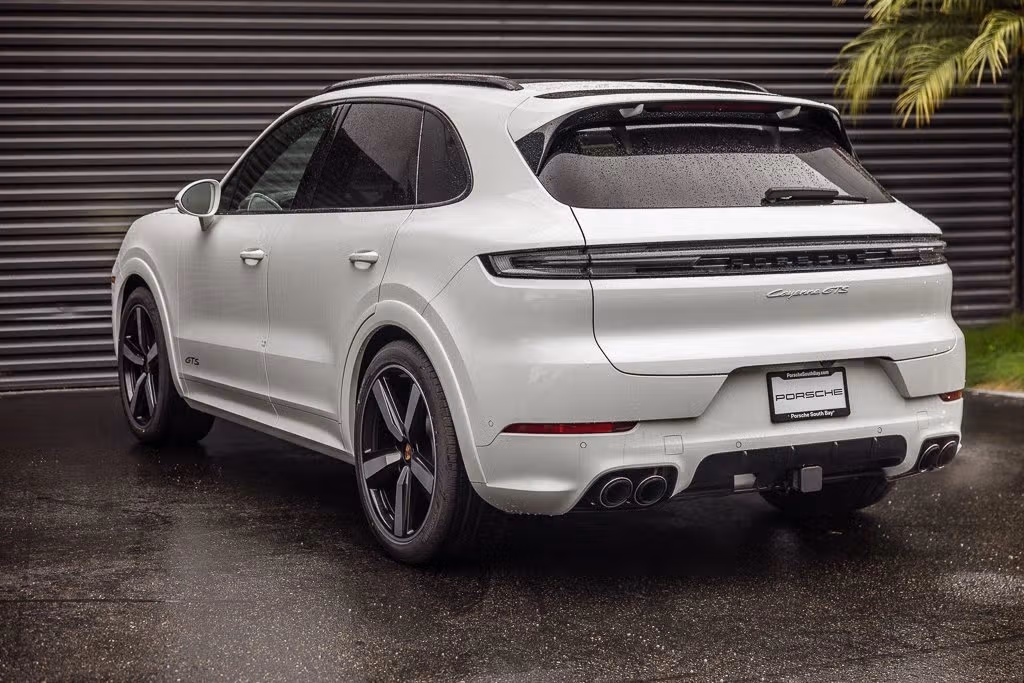 2026 Porsche Cayenne GTS - Photo 20