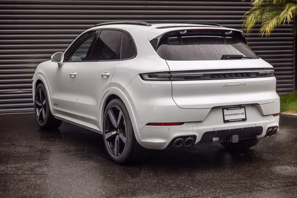 2026 Porsche Cayenne GTS - Photo 19