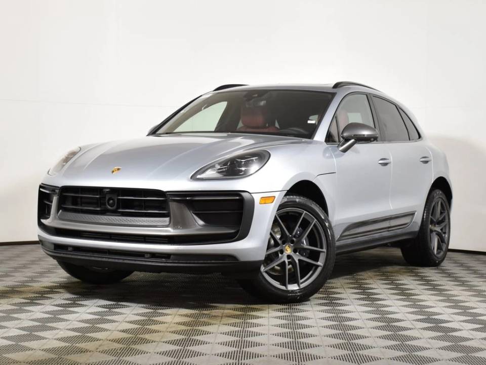 2026 Porsche Macan T