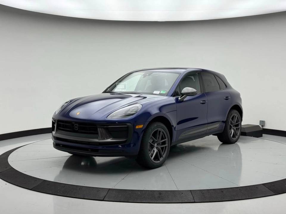 2025 Porsche Macan