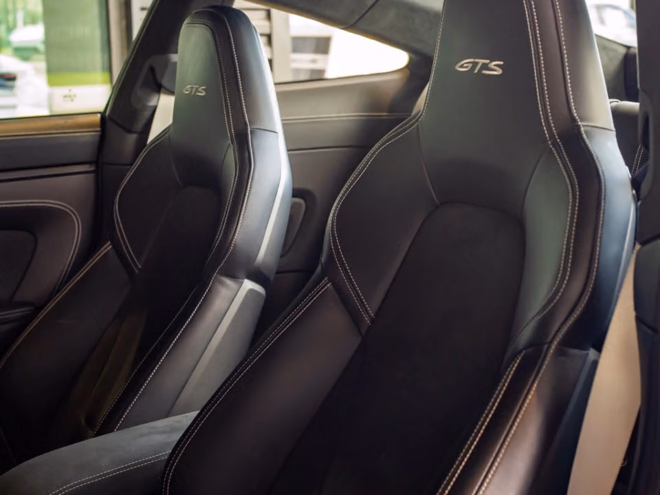2024 Porsche 911 GTS - Photo 35