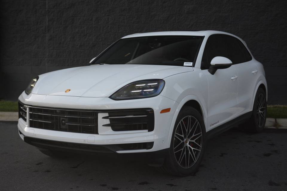 2024 Porsche Cayenne S