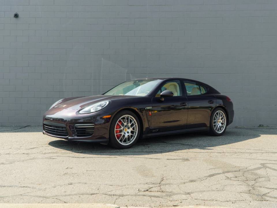 2016 Porsche Panamera