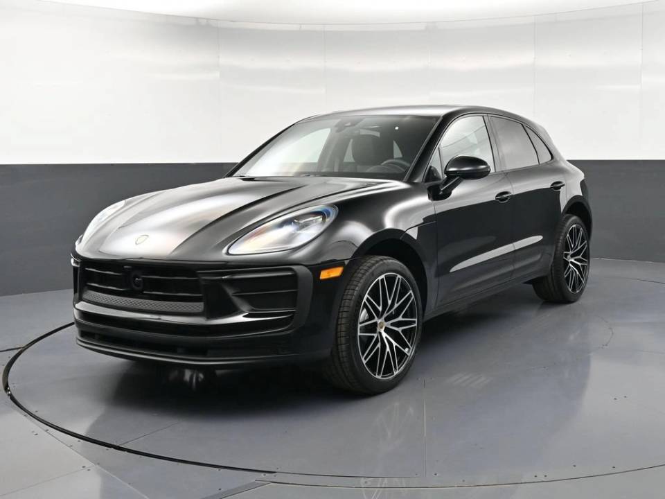 2026 Porsche Macan