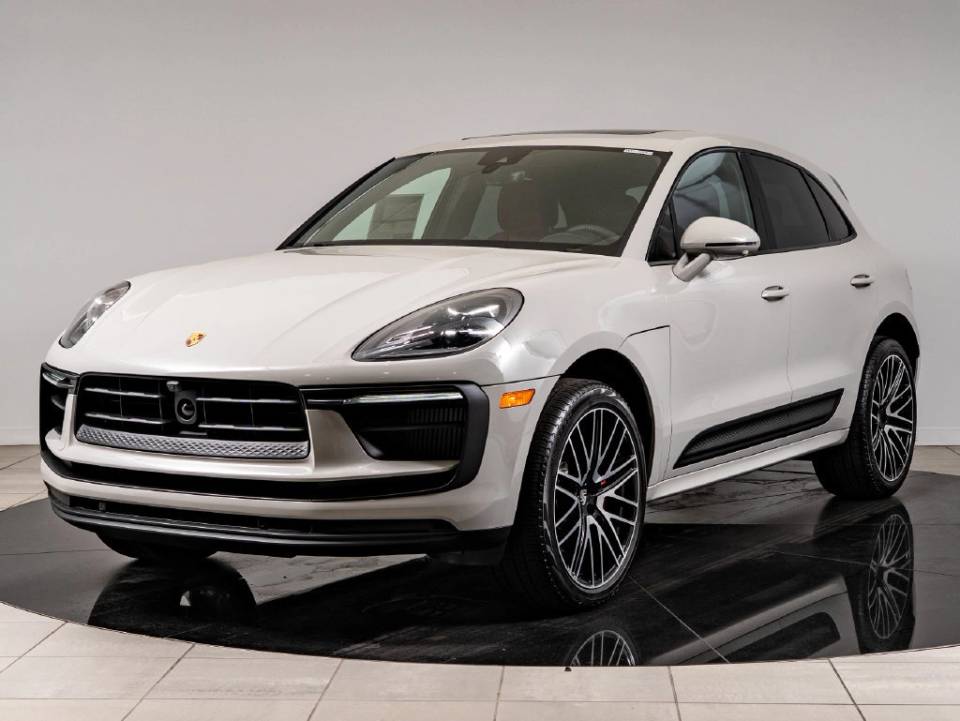 2026 Porsche Macan