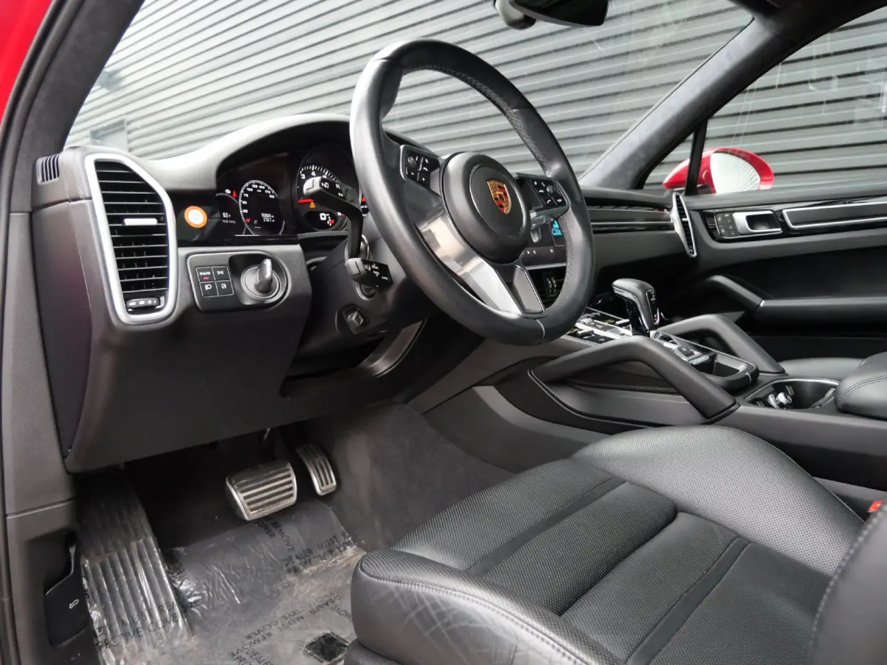 2023 Porsche Cayenne GTS - Photo 32