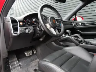 2023 Porsche Cayenne GTS - Photo 29