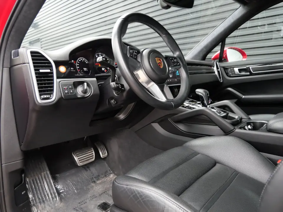 2023 Porsche Cayenne GTS - Photo 31