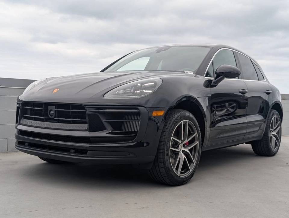 2026 Porsche Macan
