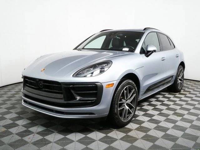 2024 Porsche Macan T