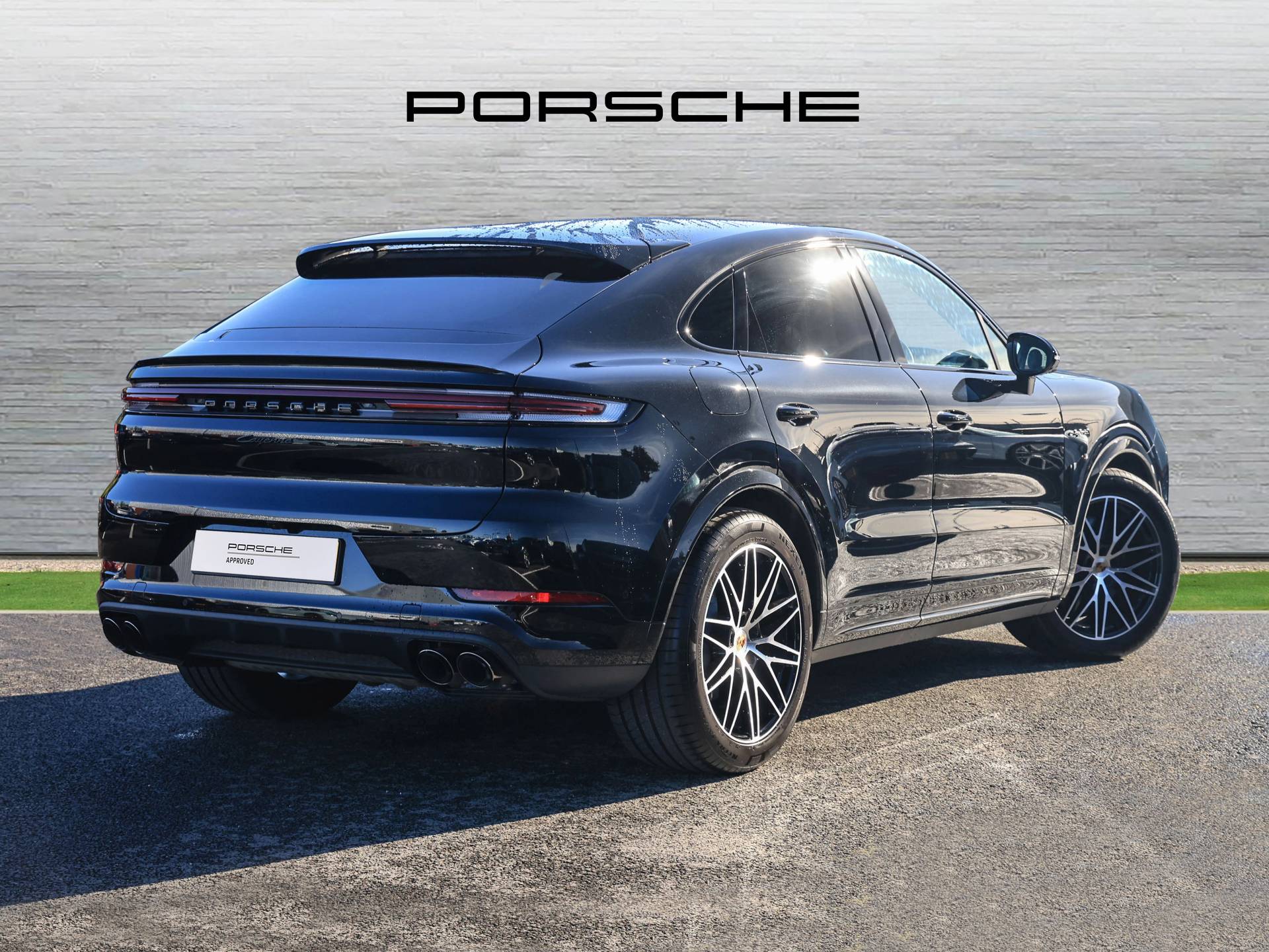 Cayenne E-Hybrid Coupé, photo 2 of 35