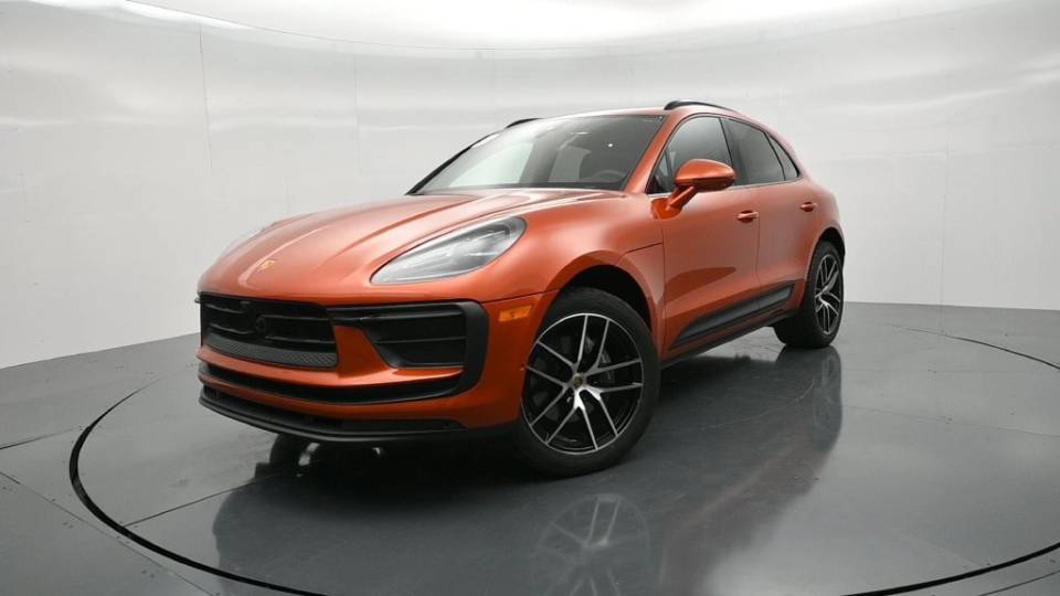 2023 Porsche Macan