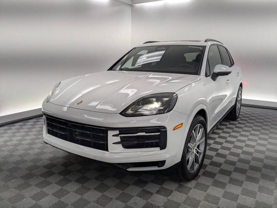 2026 Porsche Cayenne Base