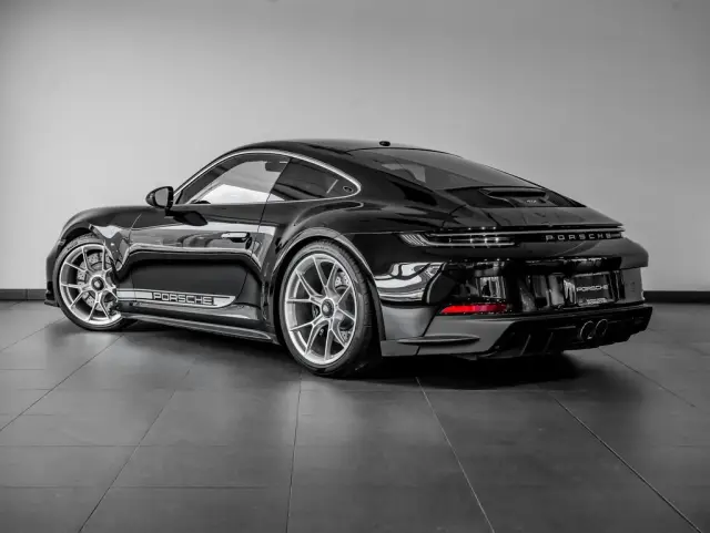 2022 Porsche 911 GT3 - Photo 22