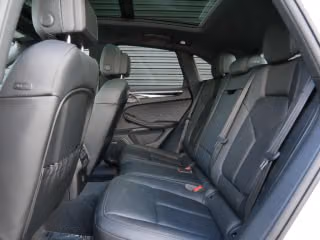 2025 Porsche Macan T - Photo 33