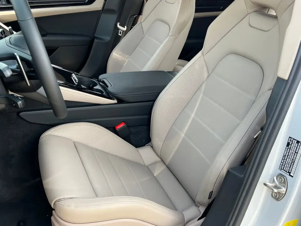 2026 Porsche Panamera Base - Photo 39