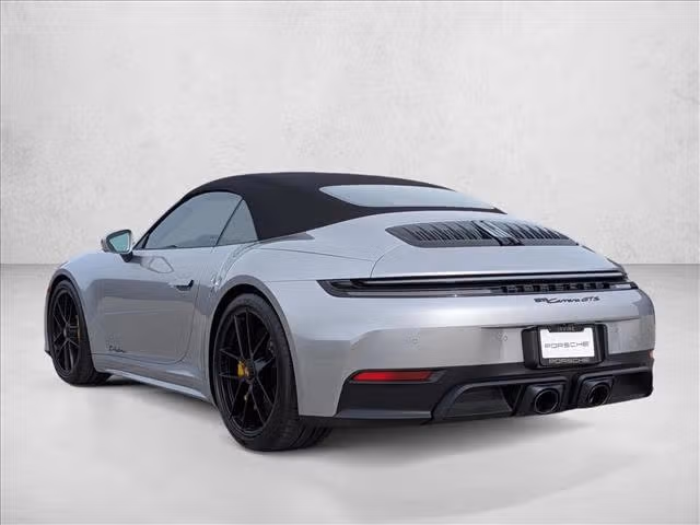 2026 Porsche 911 GTS - Photo 18