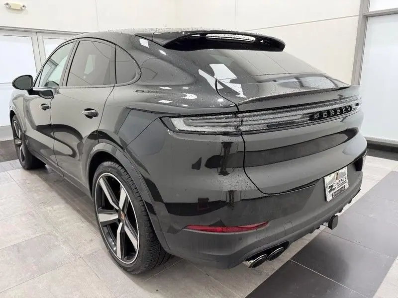 2026 Porsche Cayenne Coup S - Photo 23
