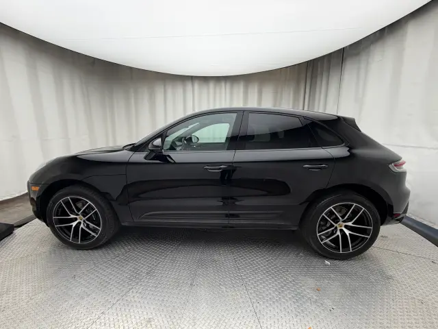 2026 Porsche Macan Base - Photo 14