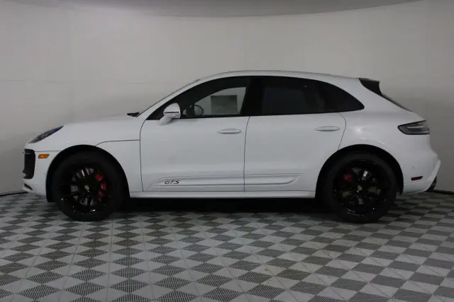 2026 Porsche Macan GTS - Photo 14