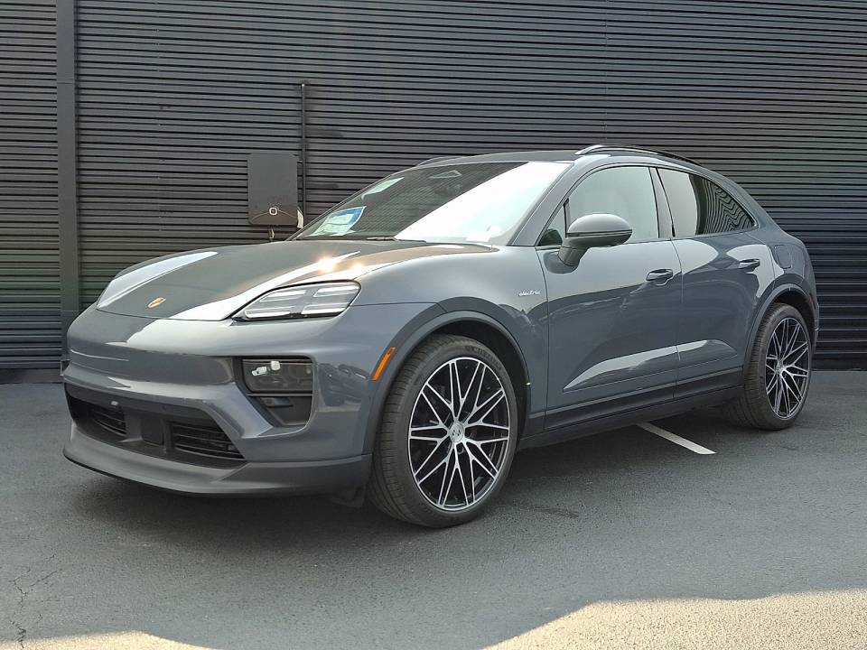 2026 Porsche Macan