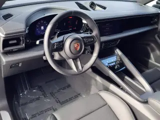 2026 Porsche Macan Base - Photo 29