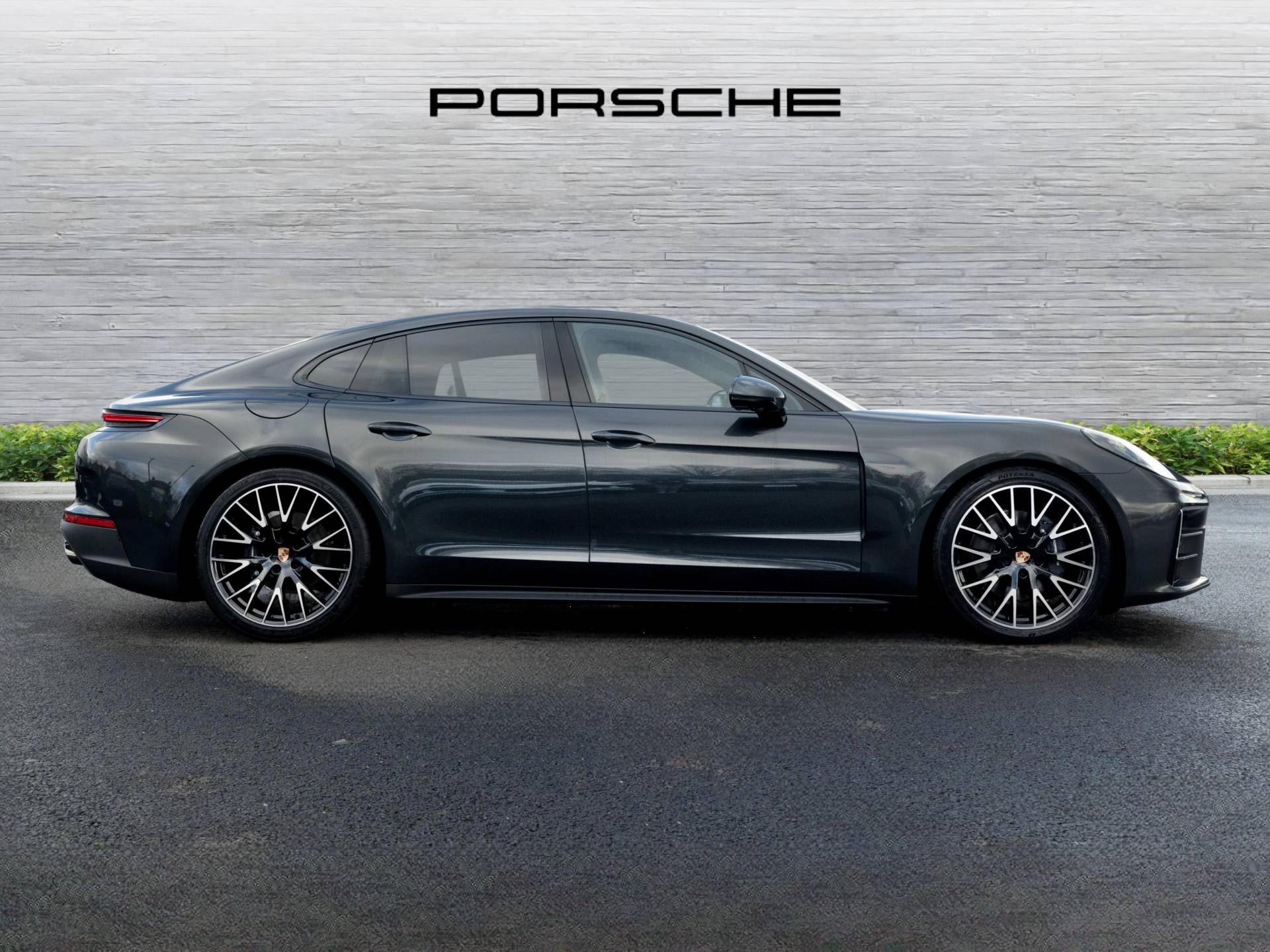 Panamera 4, photo 2 of 69