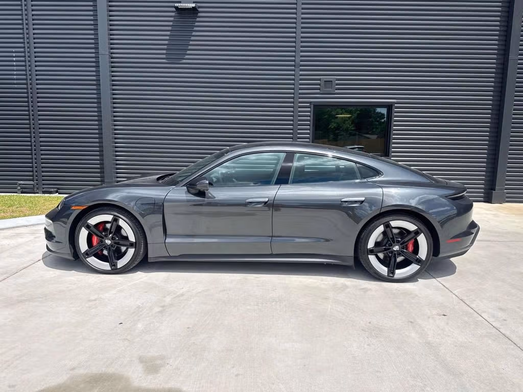 2025 Porsche Taycan S - Photo 12