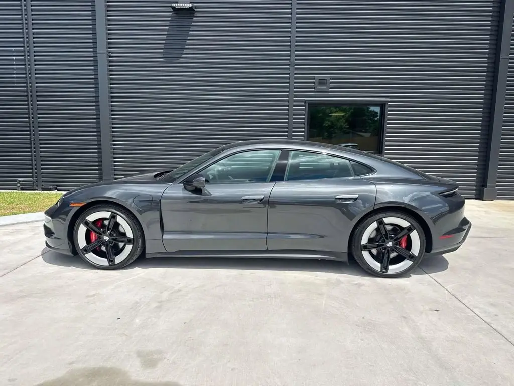 2025 Porsche Taycan S - Photo 16