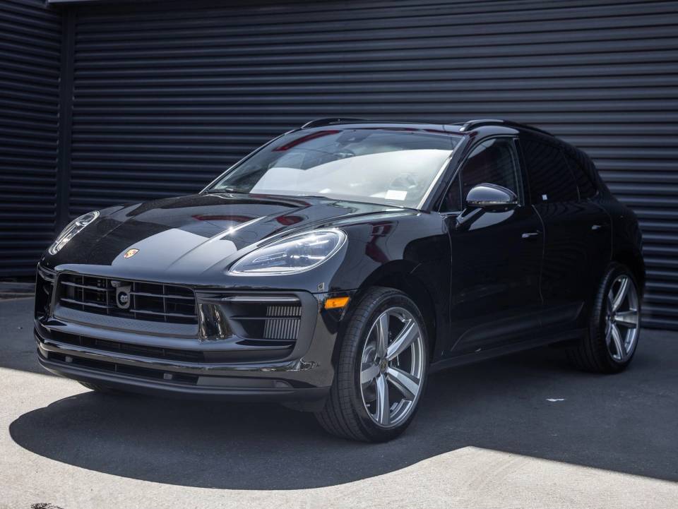 2026 Porsche Macan