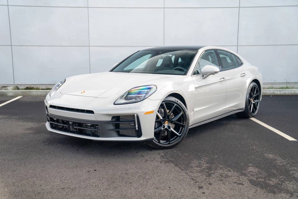 2026 Porsche Panamera