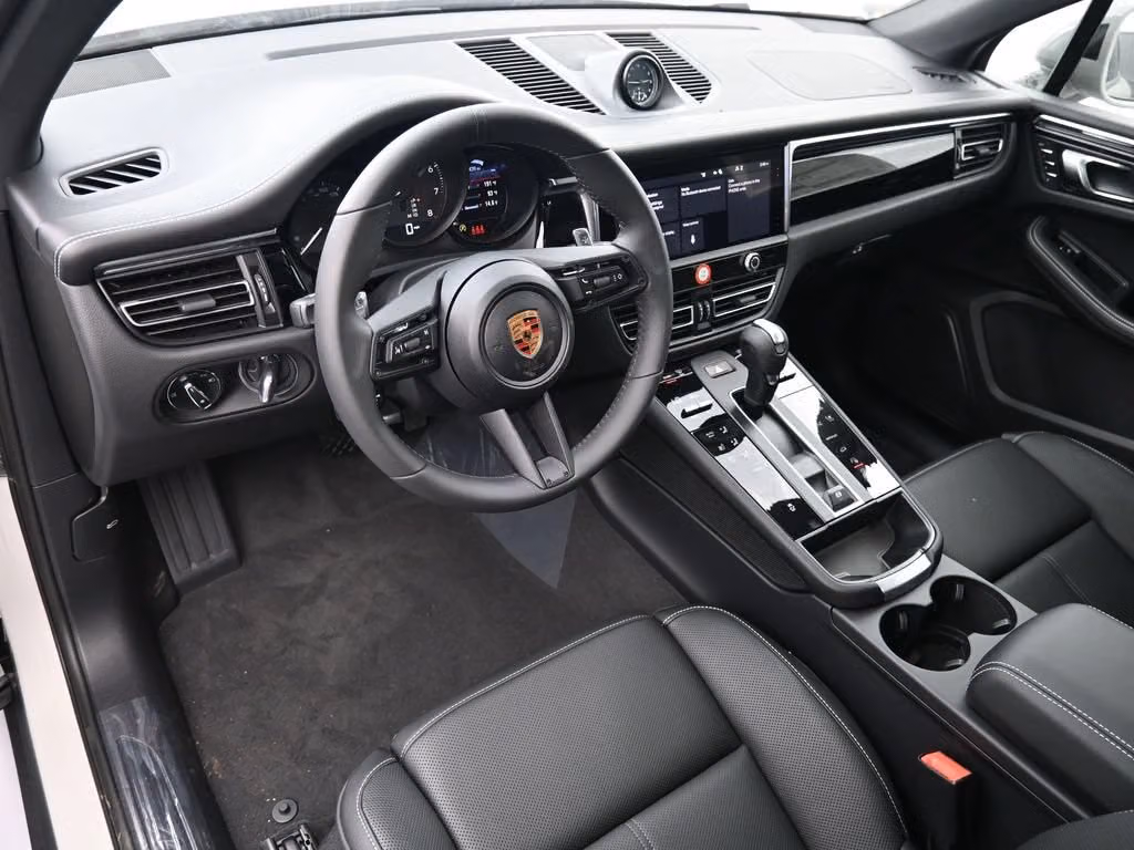 2026 Porsche Macan Base - Photo 28