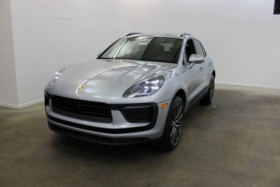 2026 Porsche Macan