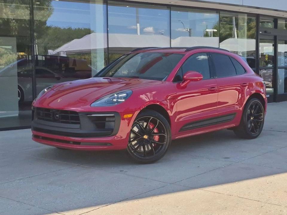 2026 Porsche Macan