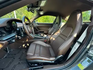 2024 Porsche 911 T - Photo 37