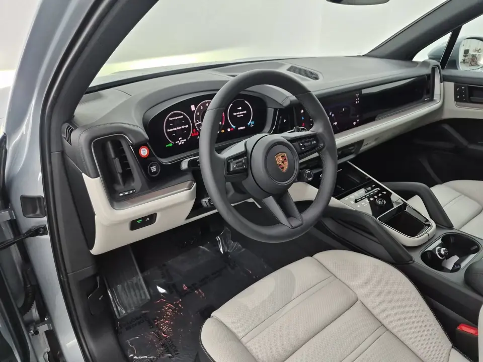 2026 Porsche Cayenne Base - Photo 31