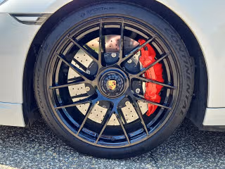 2019 Porsche 911 Turbo S - Photo 9