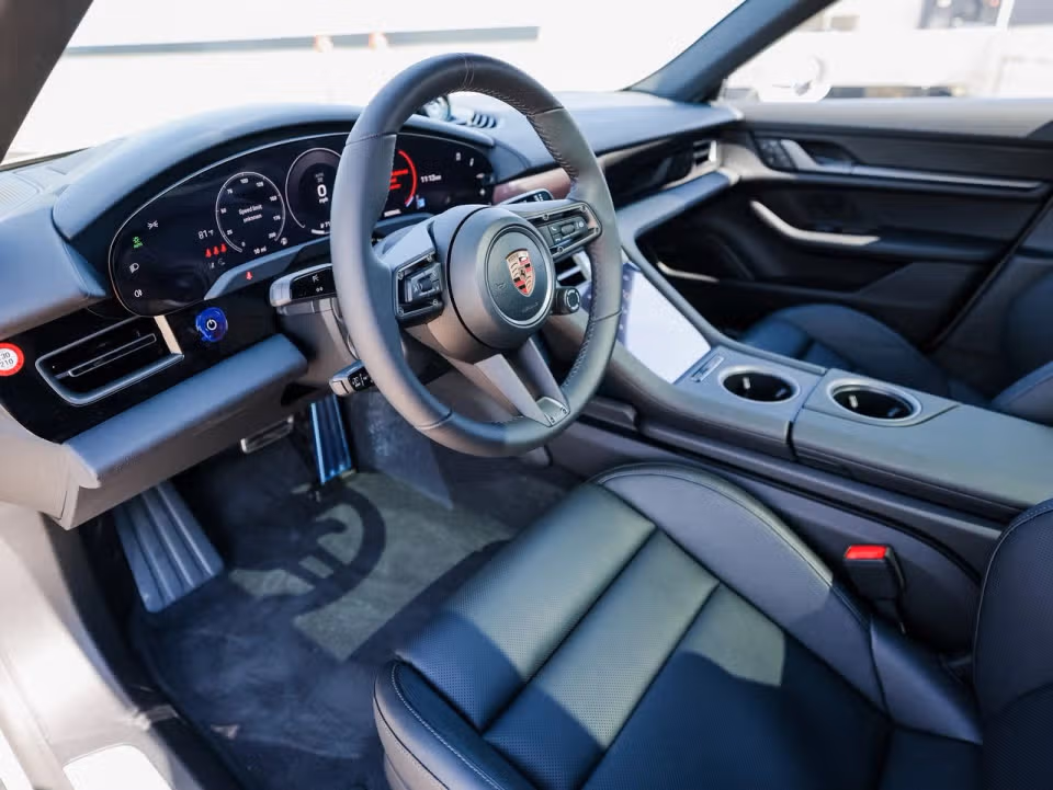 2026 Porsche Taycan Base - Photo 27