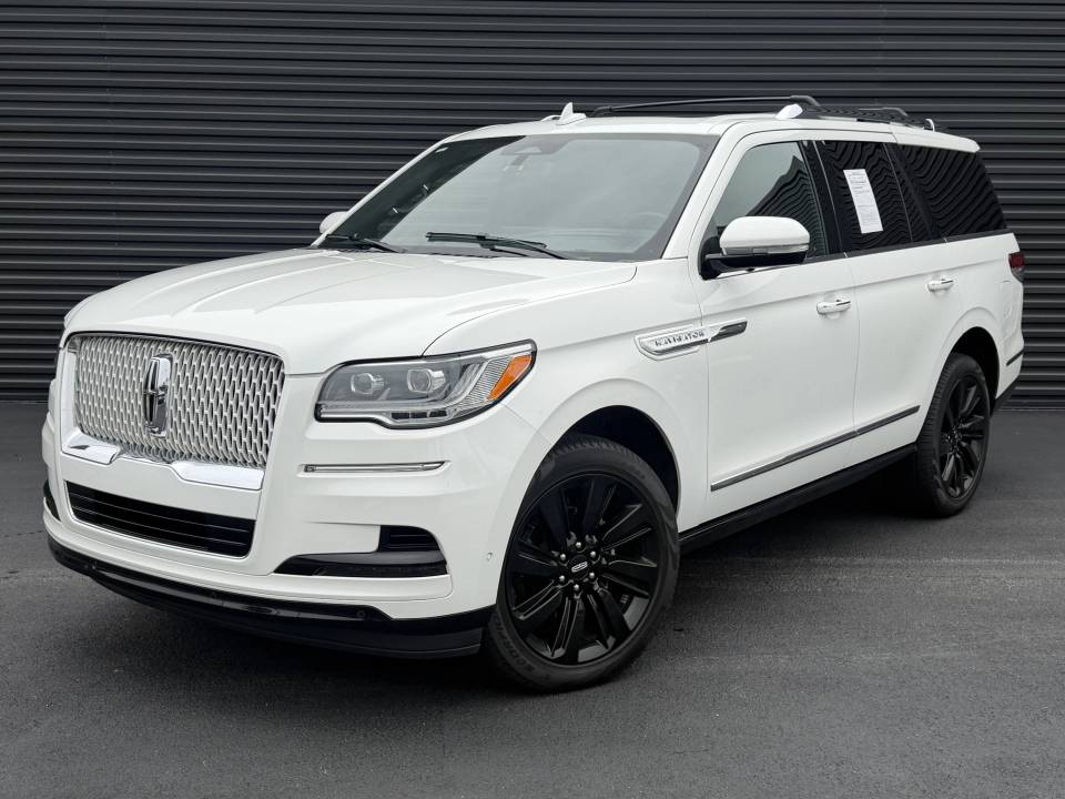 2022 Lincoln Navigator