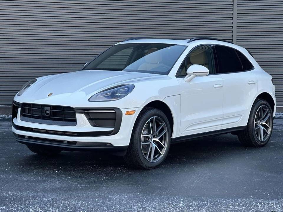 2026 Porsche Macan T