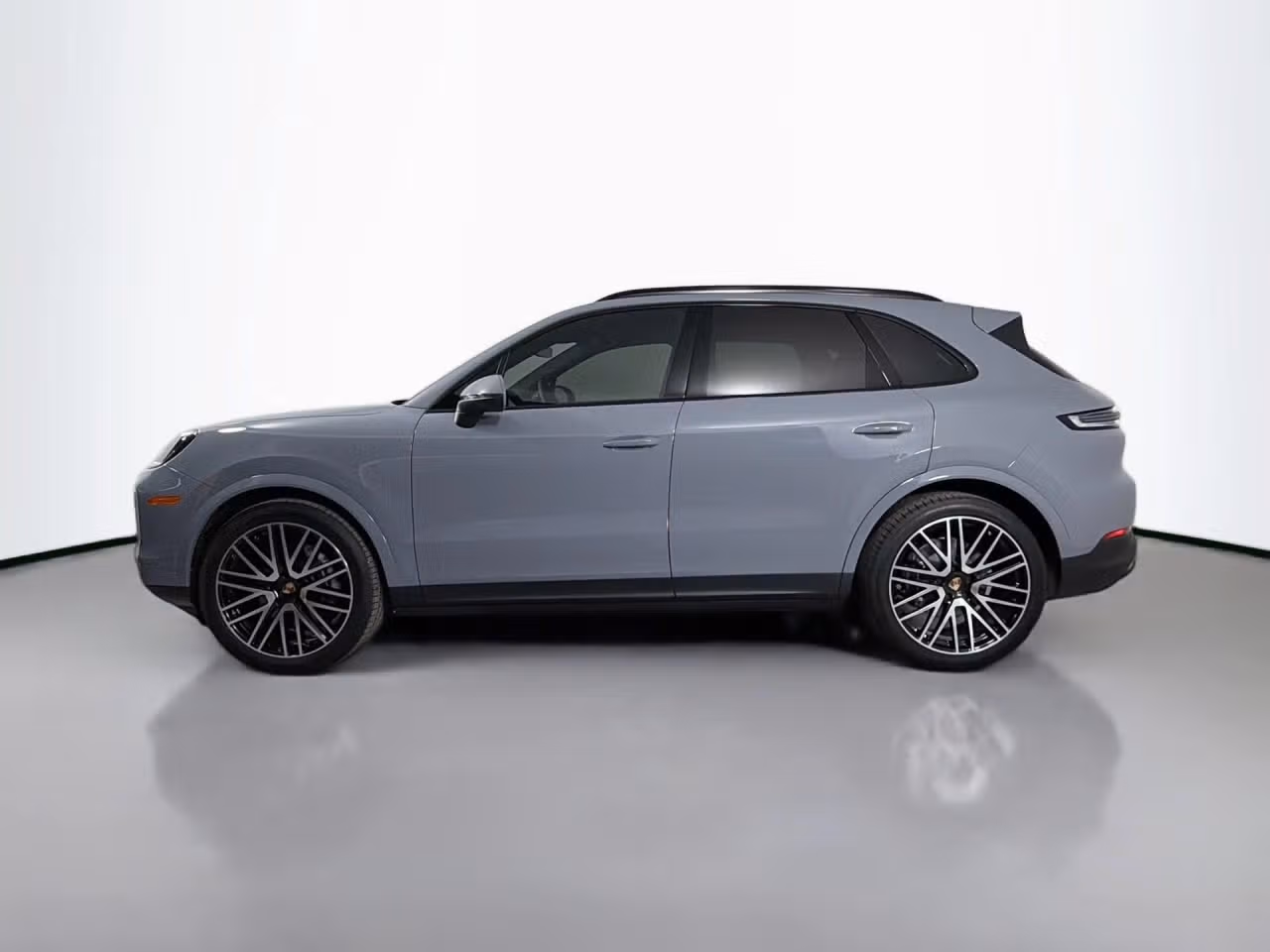 2025 Porsche Cayenne Base - Photo 12