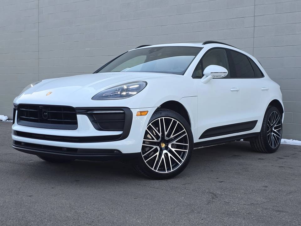 2025 Porsche Macan T