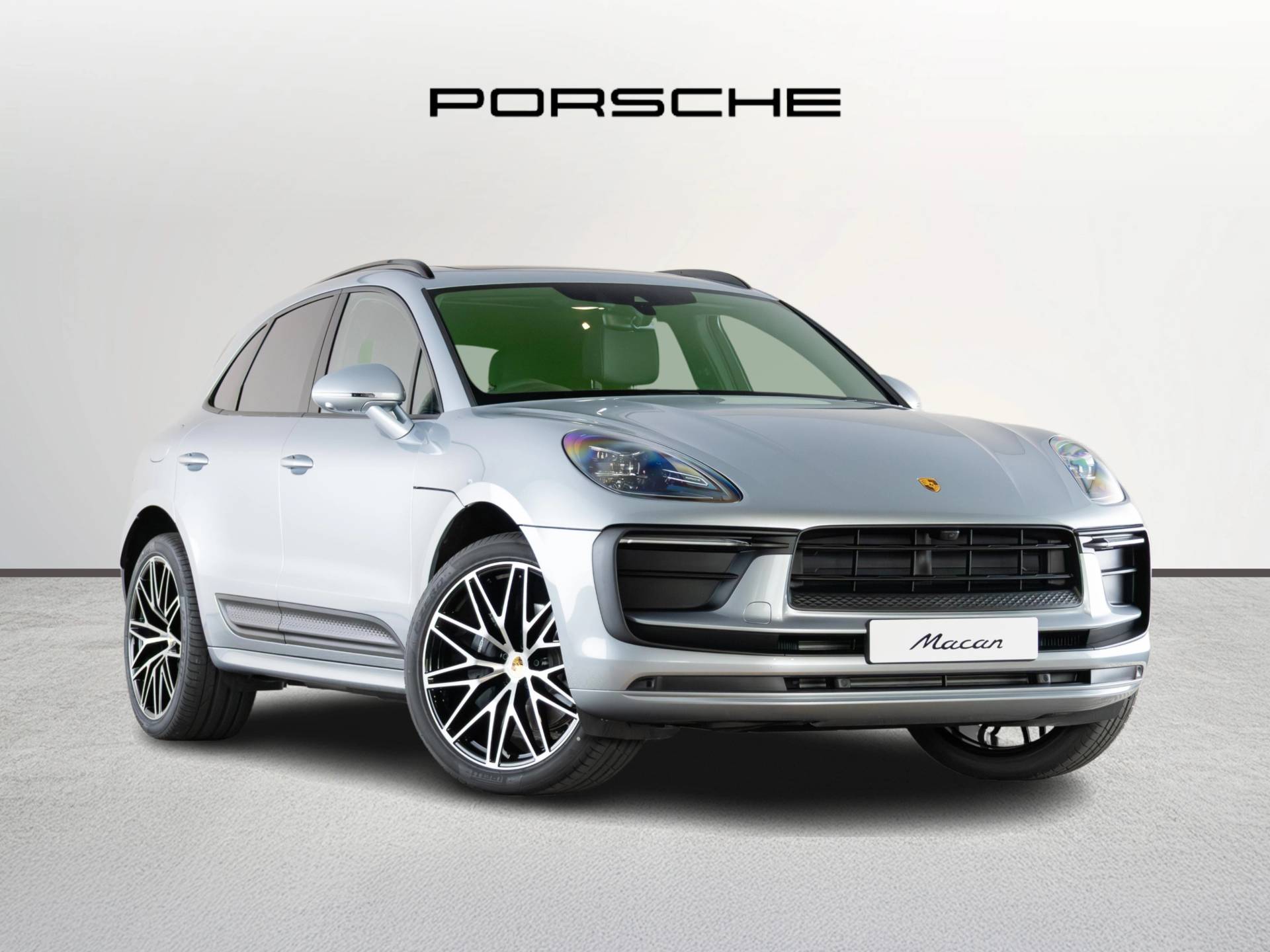 Macan, photo 1 of 40