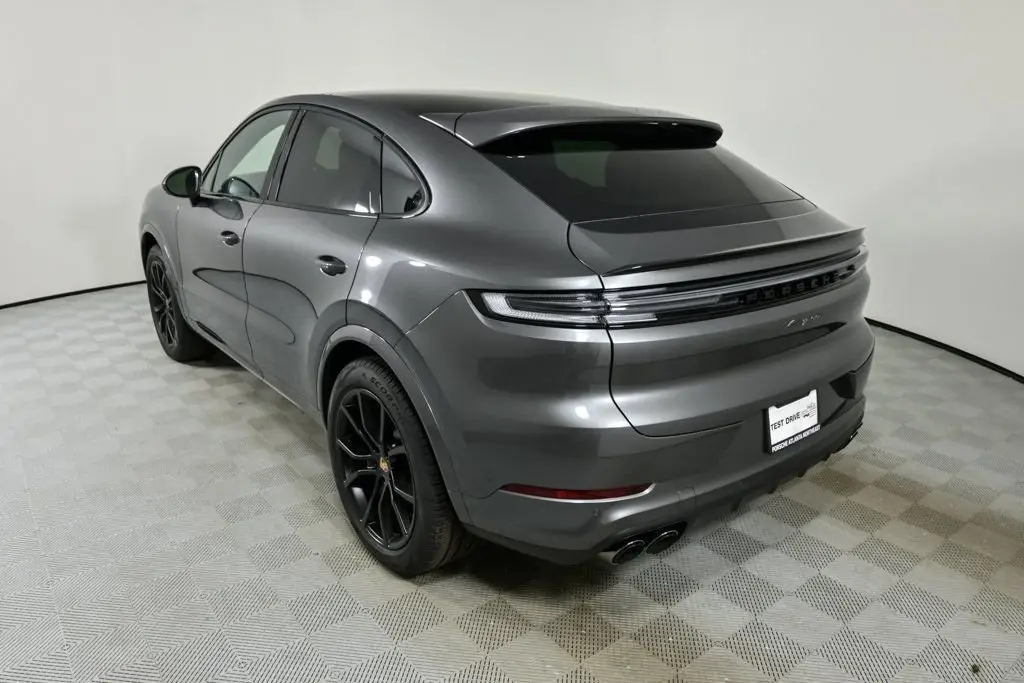 2025 Porsche Cayenne Coup Base - Photo 24