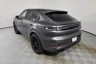 2025 Porsche Cayenne Coup Base - Photo 17