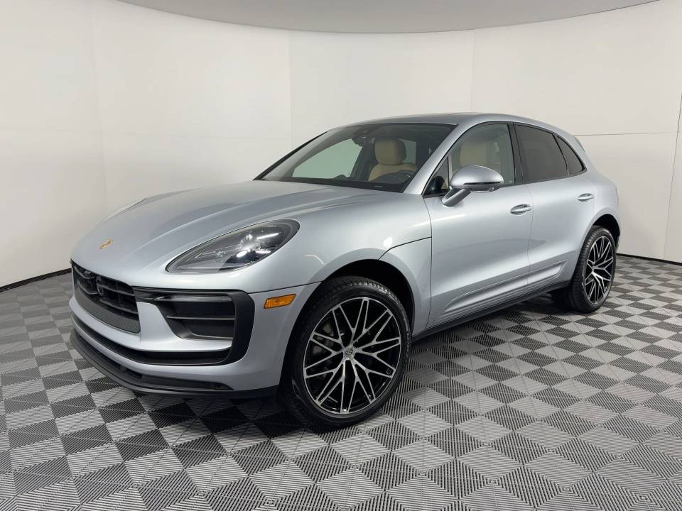 2026 Porsche Macan